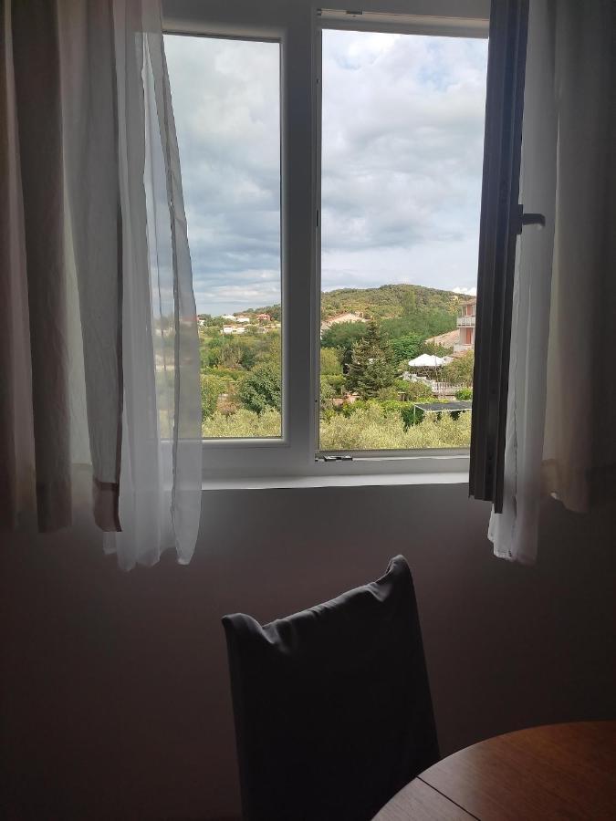 Apartment Arba 1 With Heated Pool 拉布 外观 照片