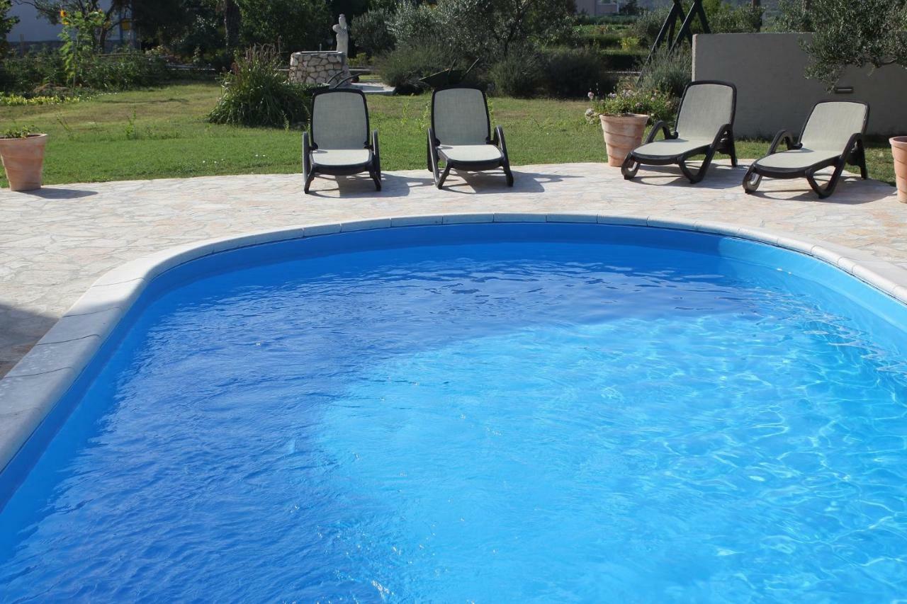 Apartment Arba 1 With Heated Pool 拉布 外观 照片